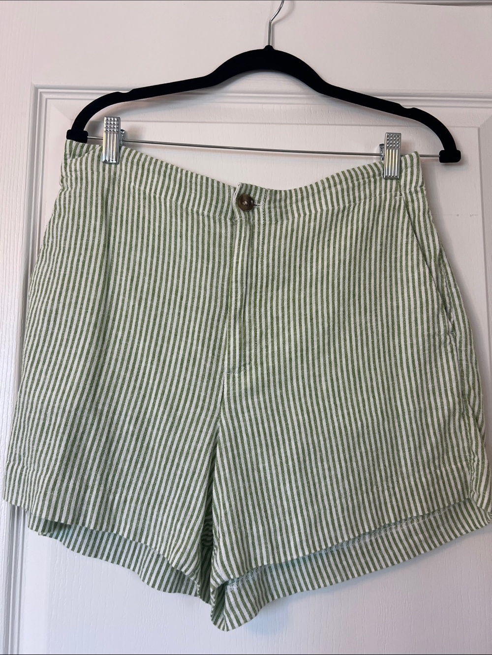 Banana Republic Green and White Striped Women's Shorts